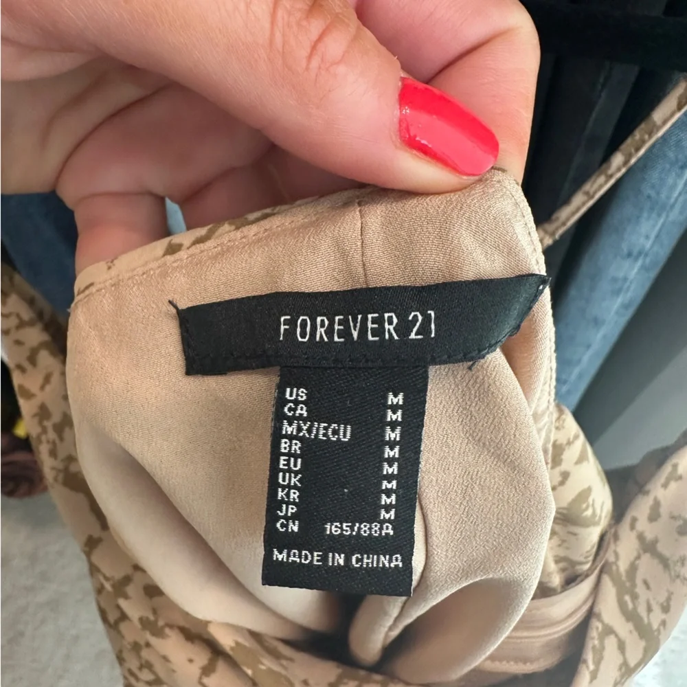 Forever 21 Snake Print Ruched Midi Dress Tan Beige Spaghetti Strap | Size M - Picture 15 of 15